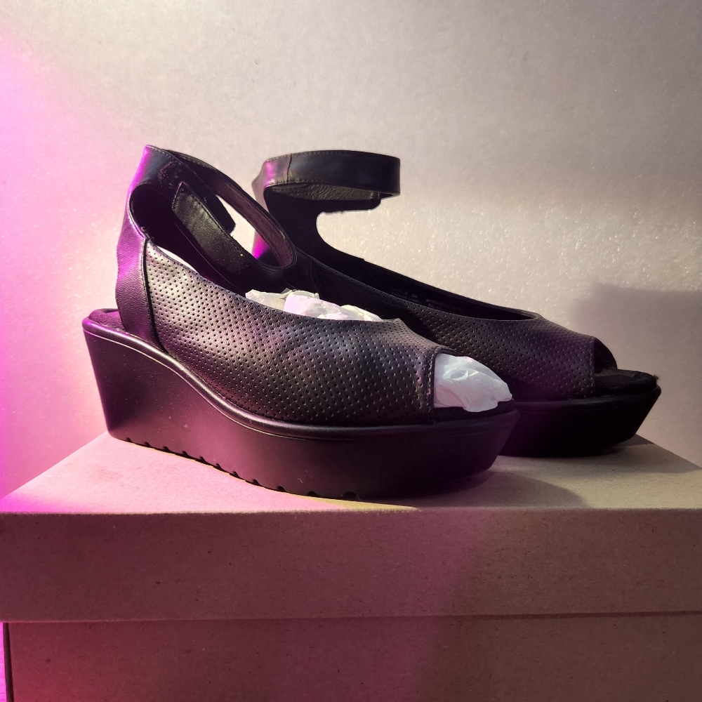 Steven Madden Babelle 6M sandals